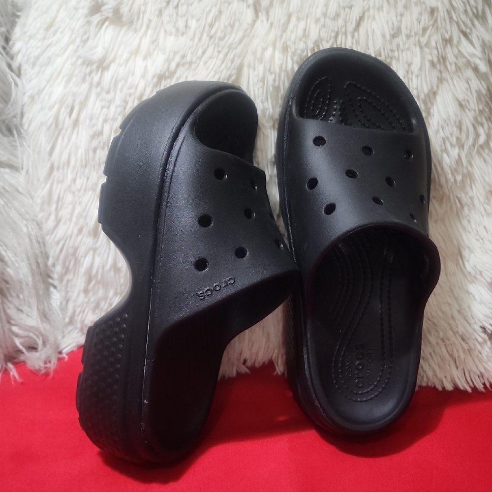 CROCS Black Platform Clog Sandals